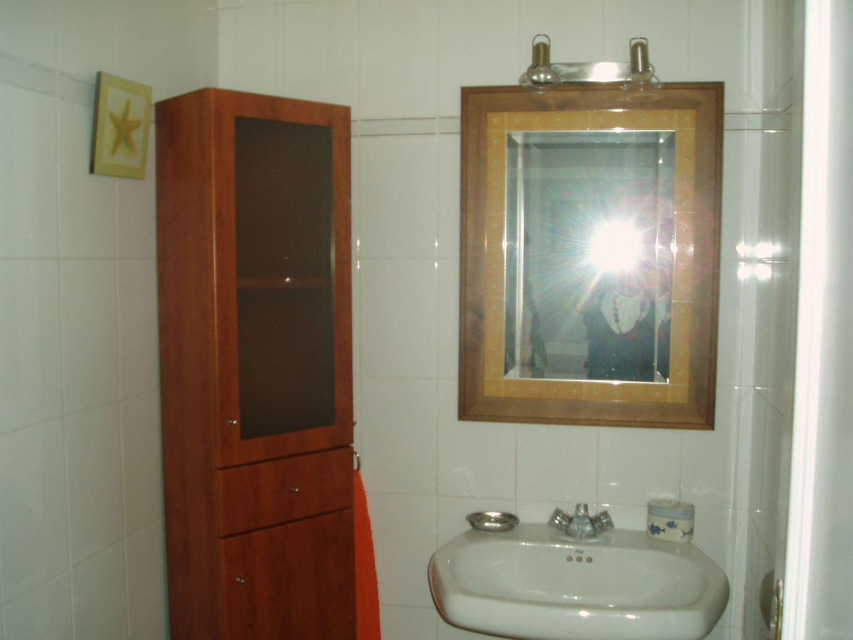 Se vende Adosada de 5 dormitorios en Costa Del Sol, Málaga, España