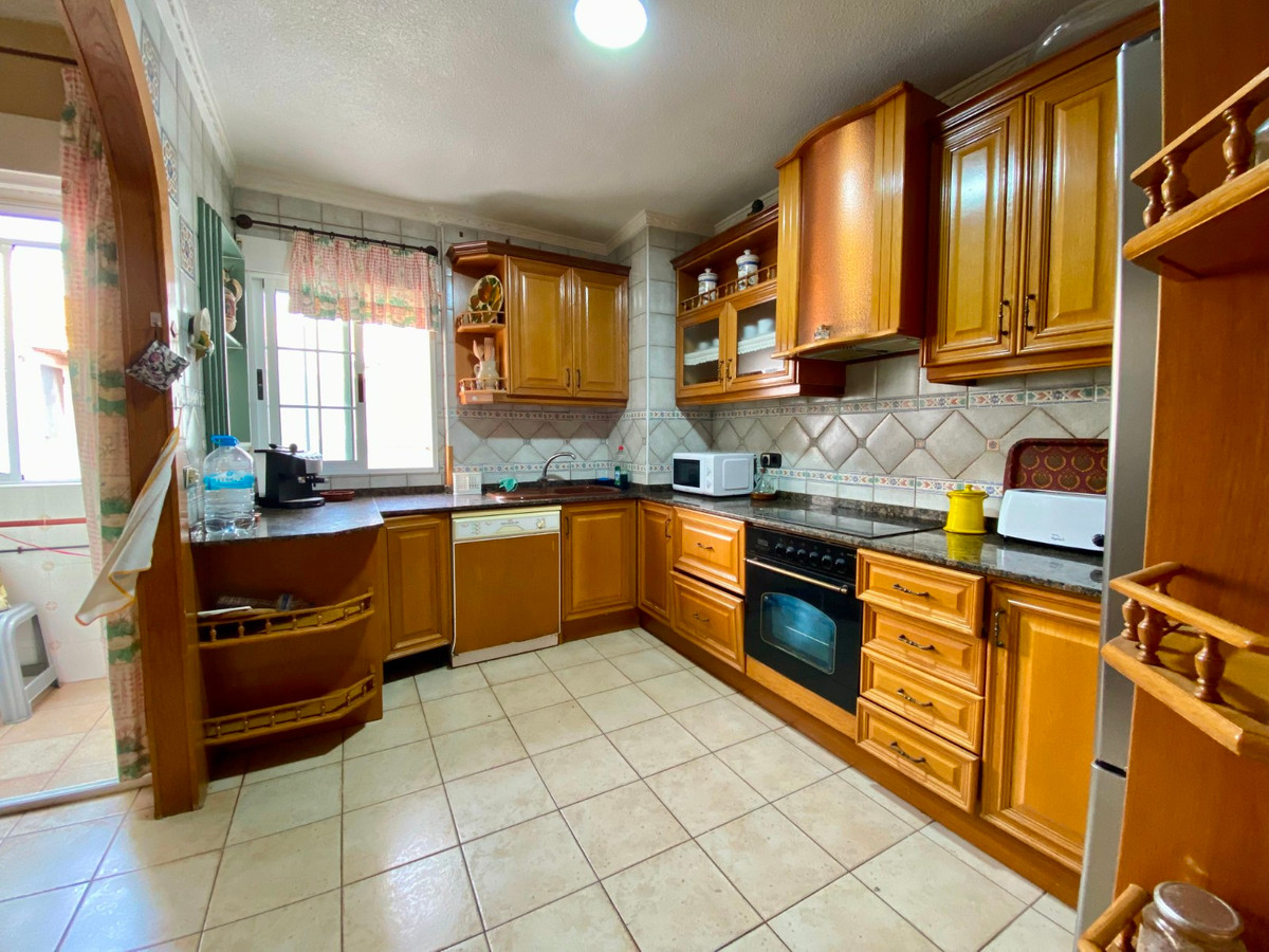 Se vende Apartamento Planta Media de 3 dormitorios en Costa Blanca, Alicante, España