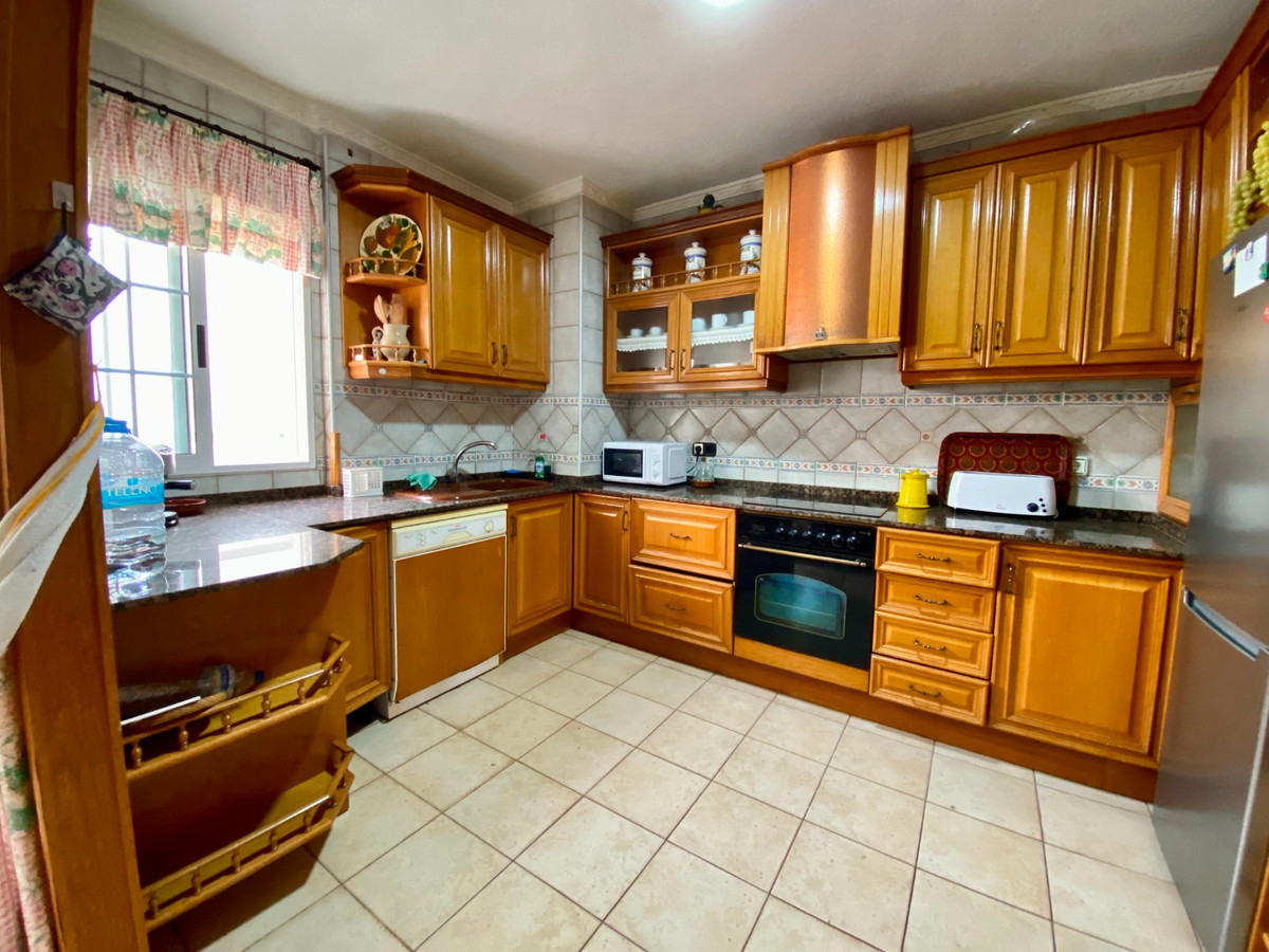 Se vende Apartamento Planta Media de 3 dormitorios en Costa Blanca, Alicante, España