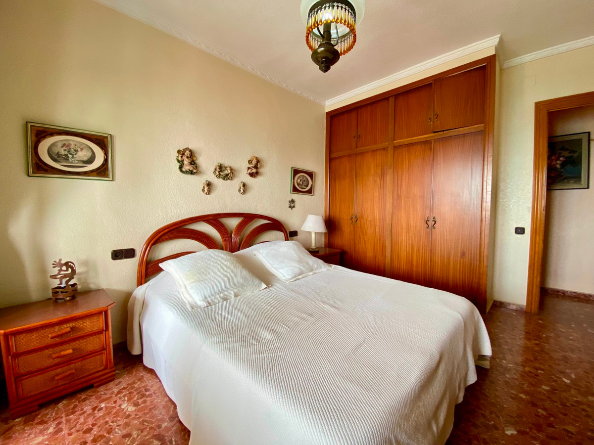 Se vende Apartamento Planta Media de 3 dormitorios en Costa Blanca, Alicante, España