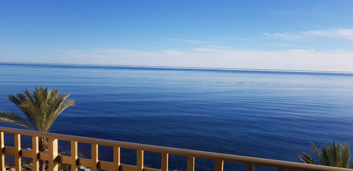 Se vende Apartamento Planta Media de 3 dormitorios en Costa Blanca, Alicante, España
