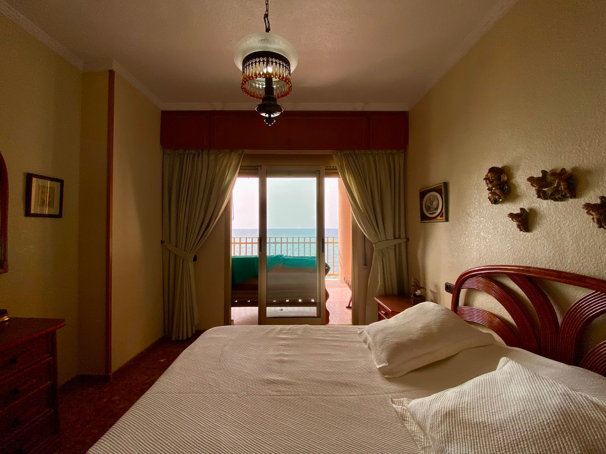 Se vende Apartamento Planta Media de 3 dormitorios en Costa Blanca, Alicante, España
