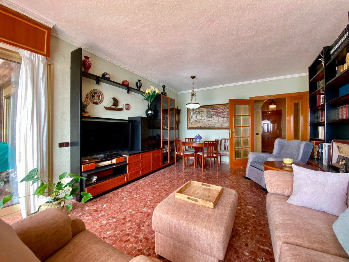 Se vende Apartamento Planta Media de 3 dormitorios en Costa Blanca, Alicante, España