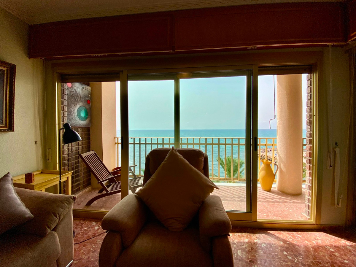 Se vende Apartamento Planta Media de 3 dormitorios en Costa Blanca, Alicante, España