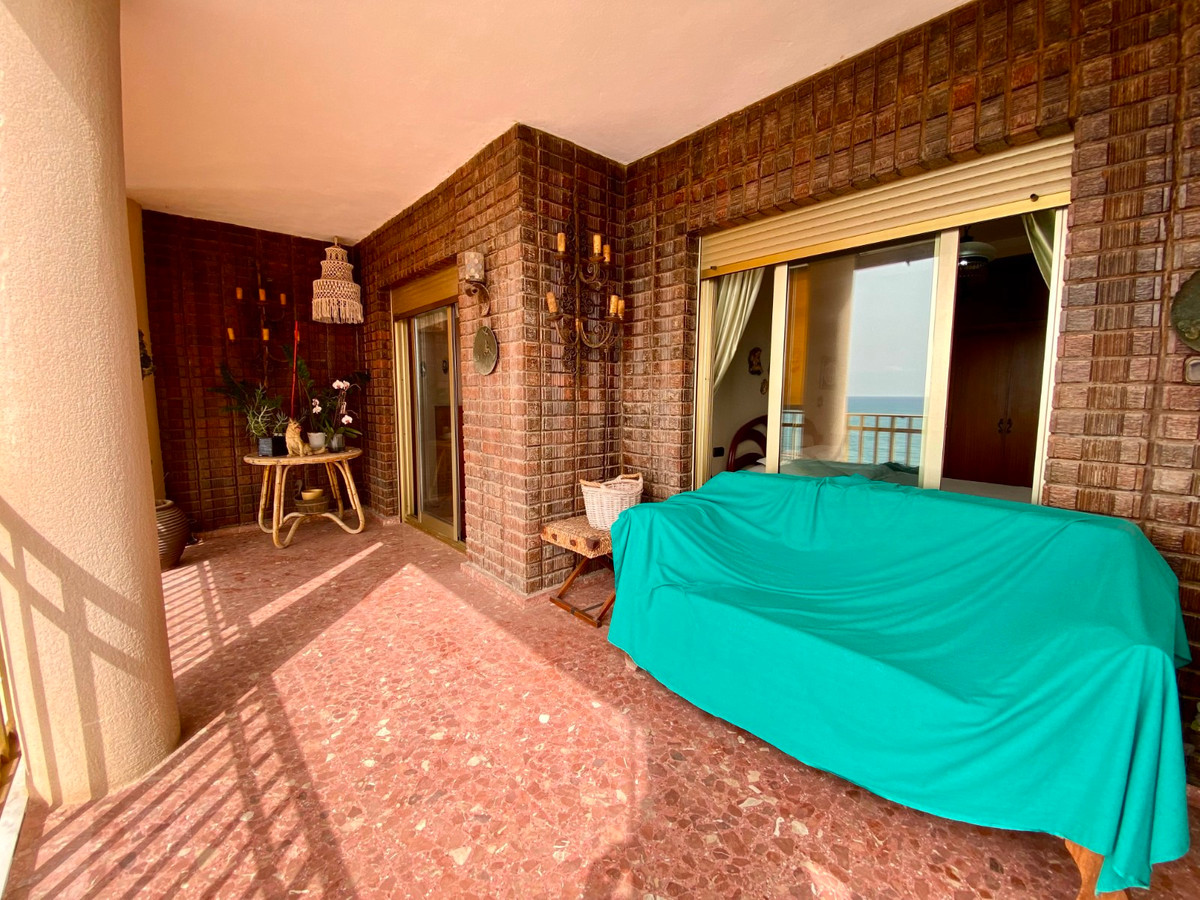 Se vende Apartamento Planta Media de 3 dormitorios en Costa Blanca, Alicante, España