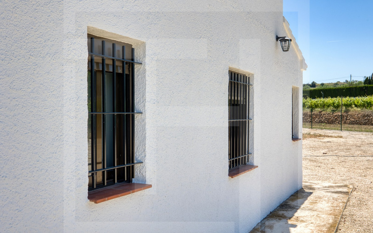 Se vende Finca - Cortijo de 3 dormitorios en Costa Blanca, Alicante, España