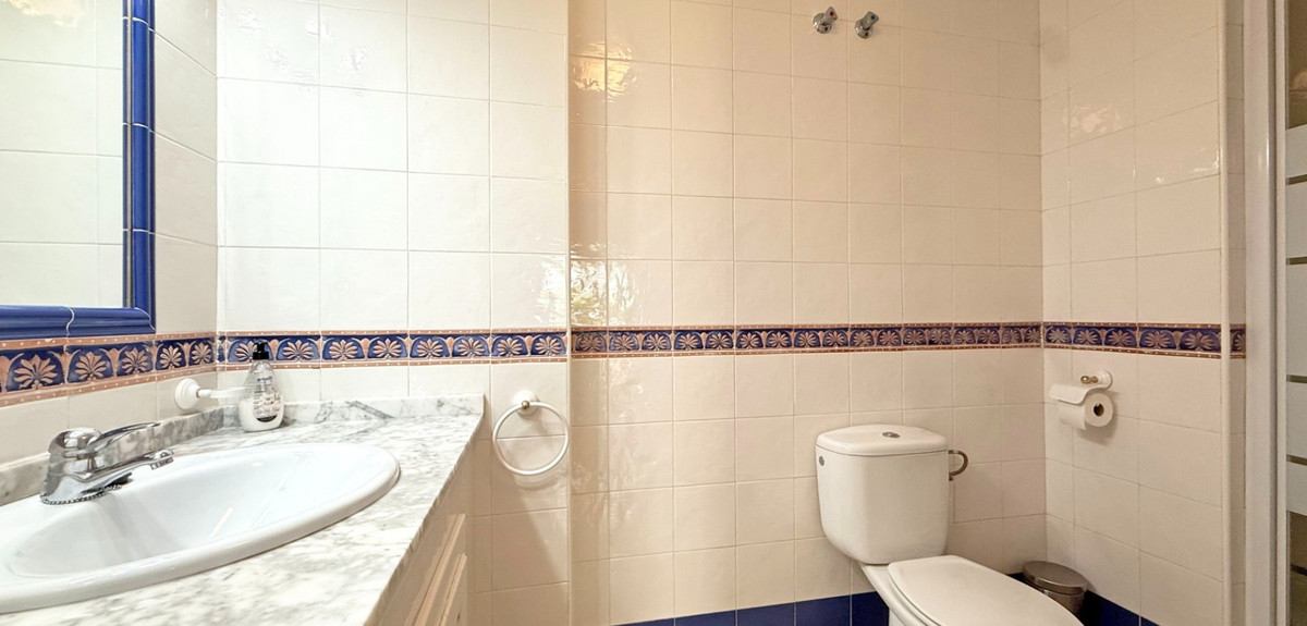 2 Bed Apartment for sale in Villamartin Costa Blanca, Alicante, Spain