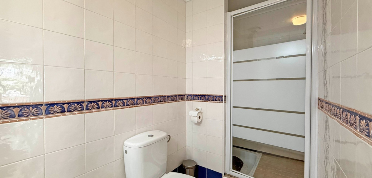 2 Bed Apartment for sale in Villamartin Costa Blanca, Alicante, Spain