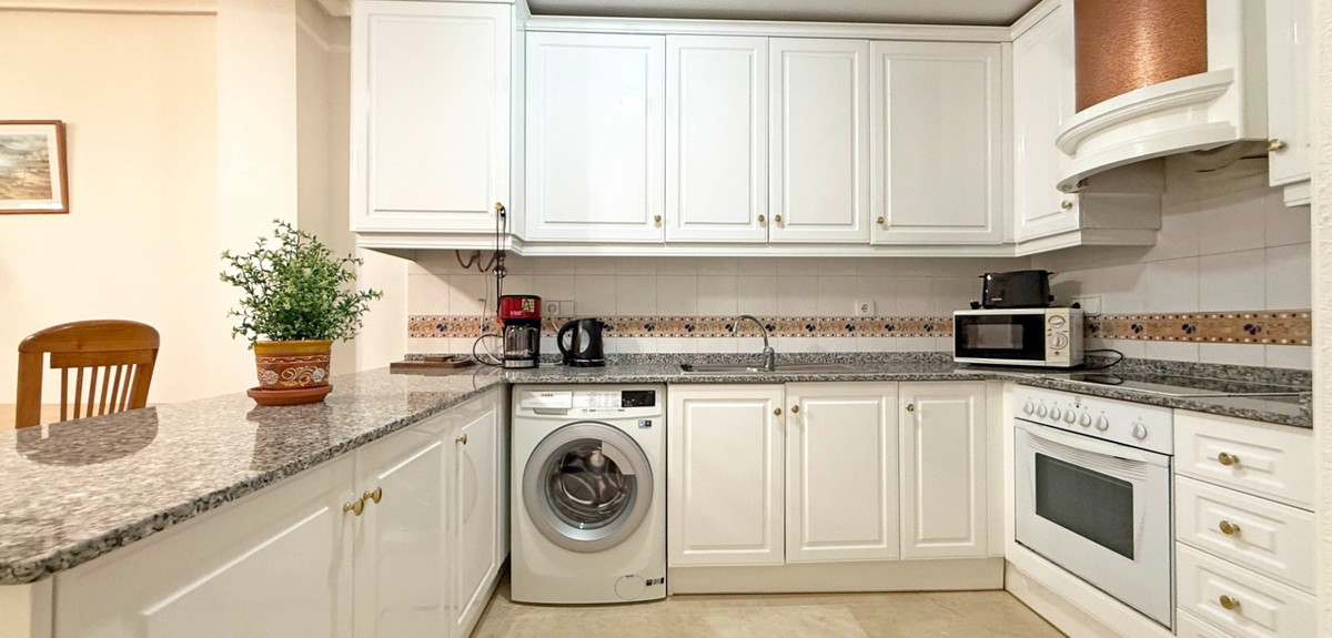 2 Bed Apartment for sale in Villamartin Costa Blanca, Alicante, Spain