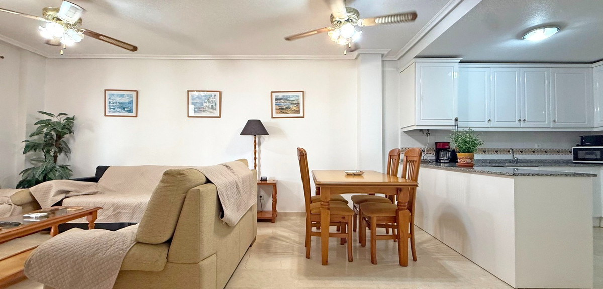 2 Bed Apartment for sale in Villamartin Costa Blanca, Alicante, Spain