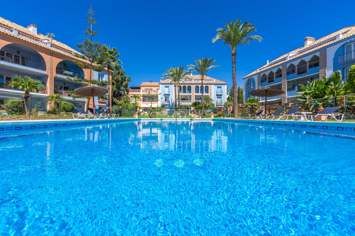 2 Bed Apartment for sale in Casares Playa Costa Del Sol, Málaga, Spain