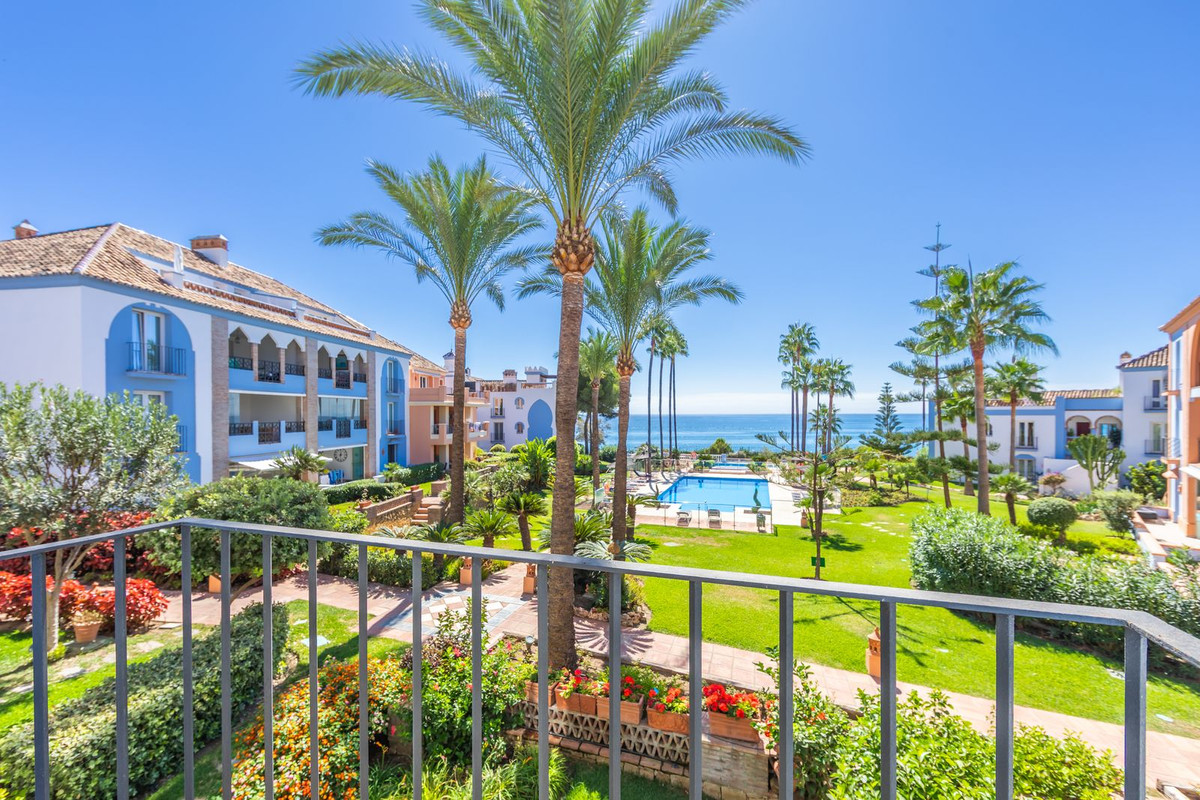 2 Bed Apartment for sale in Casares Playa Costa Del Sol, Málaga, Spain