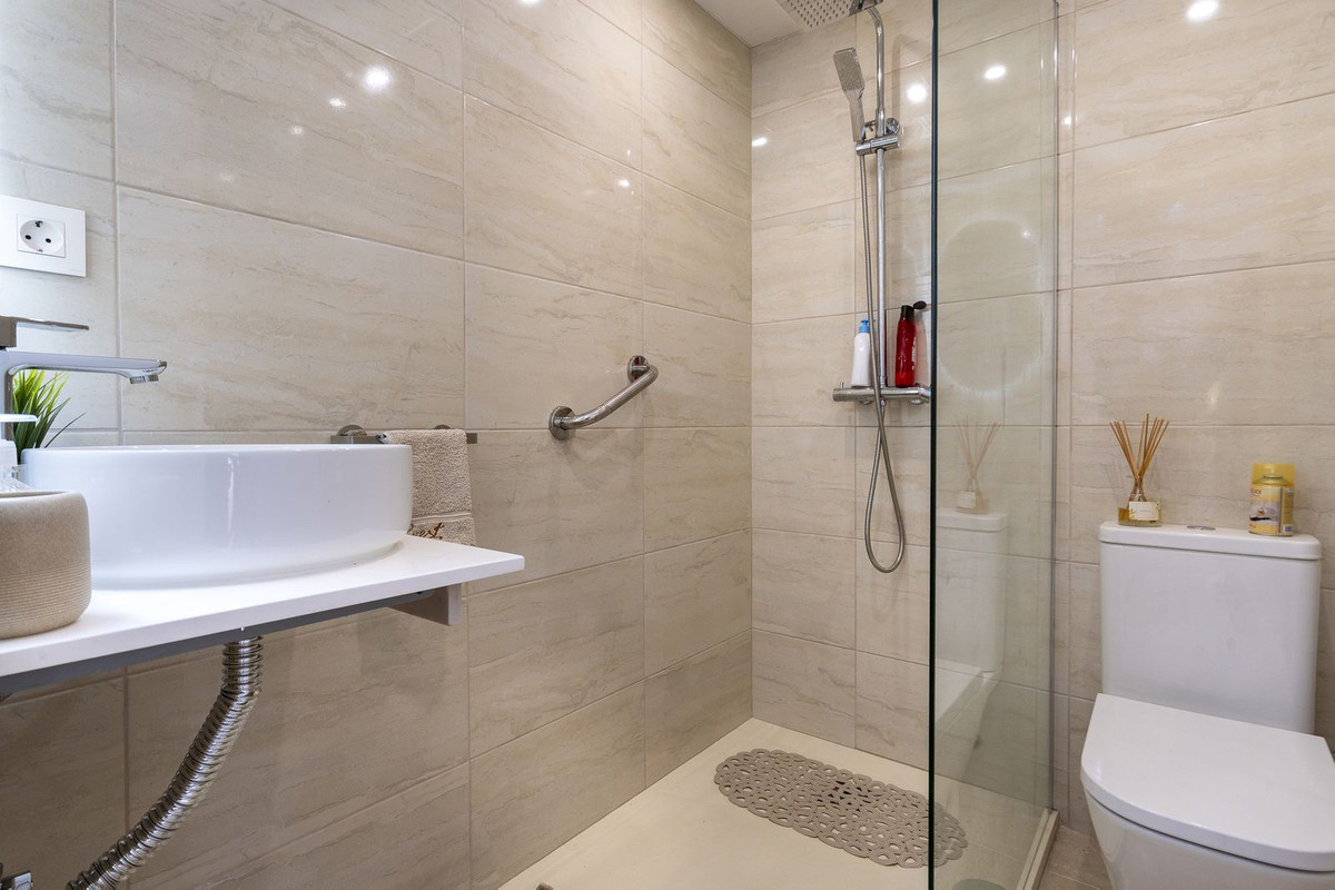 2 Bed Apartment for sale in La Cala De Mijas Costa Del Sol, Málaga, Spain