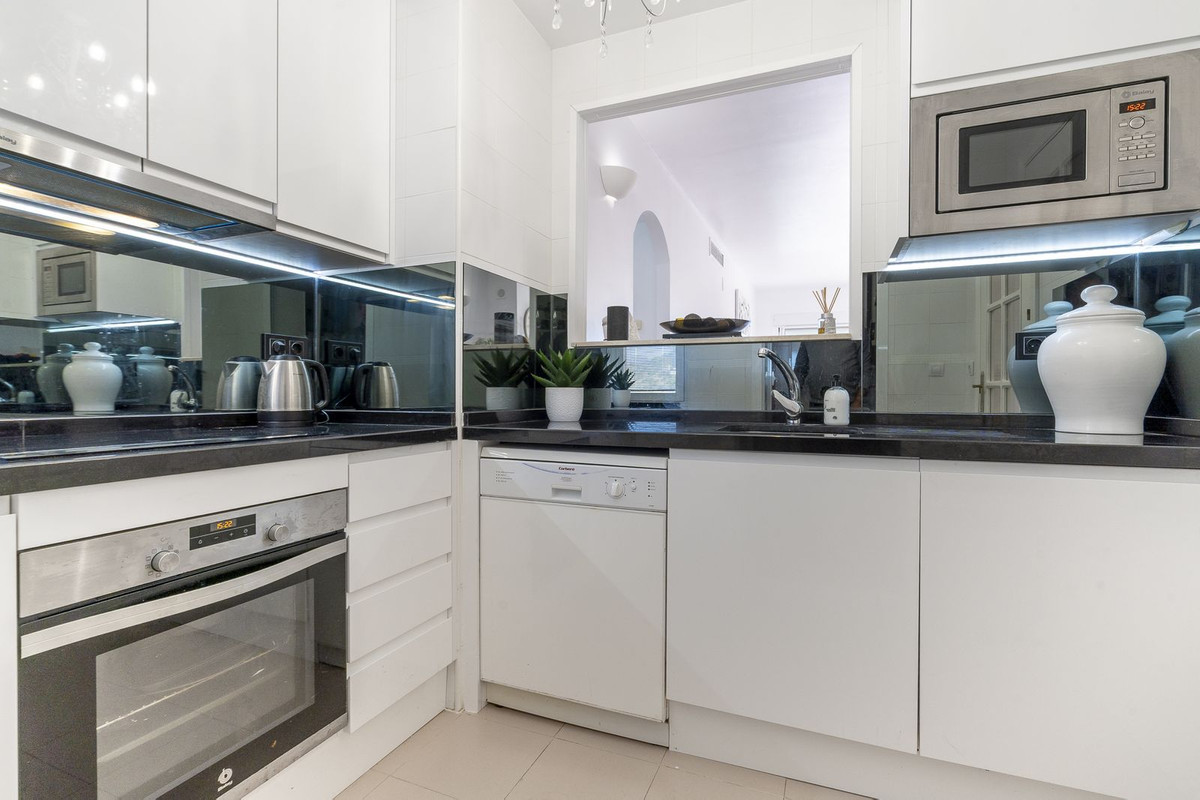 2 Bed Apartment for sale in La Cala De Mijas Costa Del Sol, Málaga, Spain