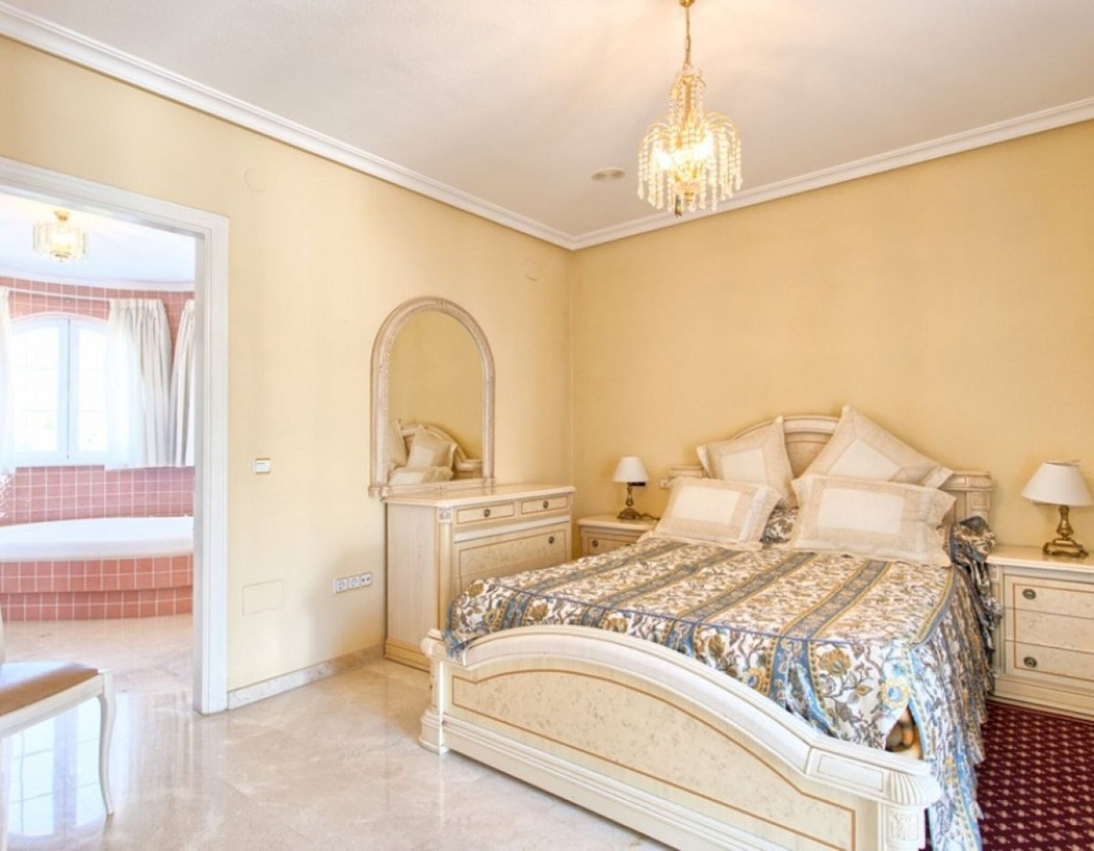 4 Bed Townhouse for sale in Torrequebrada Costa Del Sol, Málaga, Spain