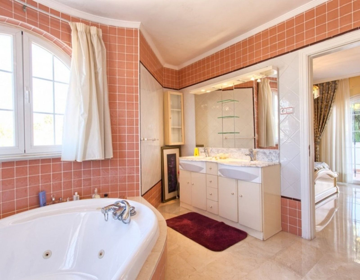 4 Bed Townhouse for sale in Torrequebrada Costa Del Sol, Málaga, Spain