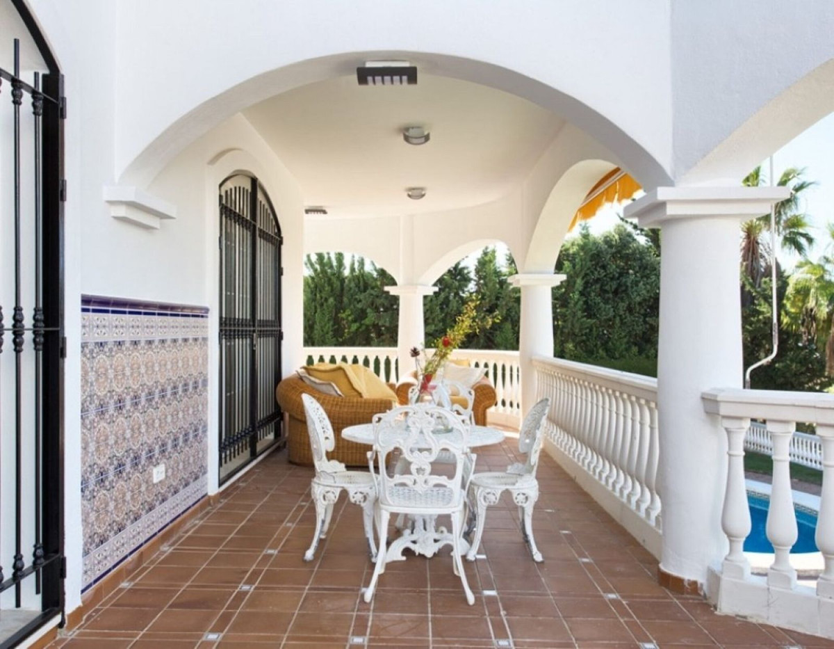 4 Bed Townhouse for sale in Torrequebrada Costa Del Sol, Málaga, Spain