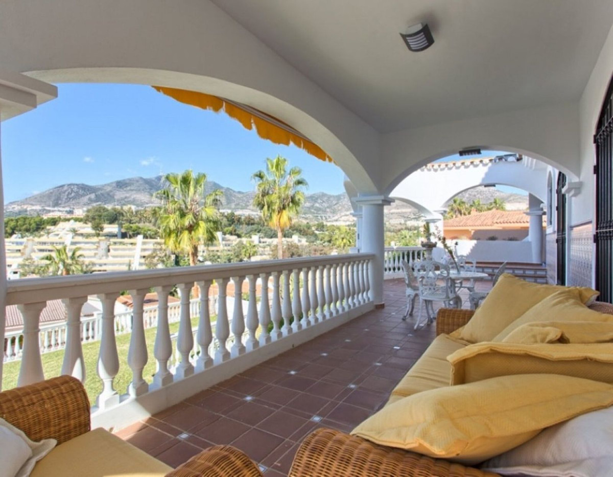 4 Bed Townhouse for sale in Torrequebrada Costa Del Sol, Málaga, Spain