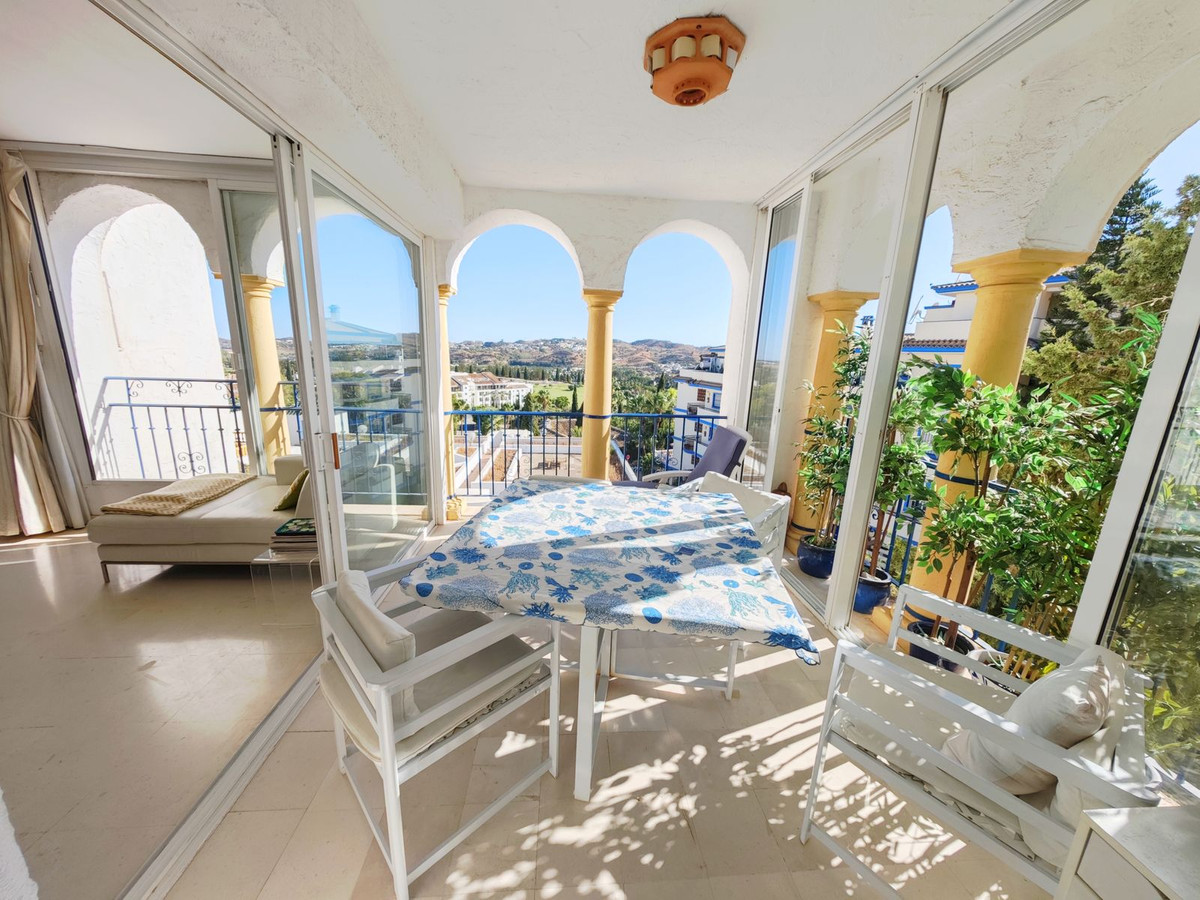 Se vende Apartamento Planta Media de 2 dormitorios en Costa Del Sol, Málaga, España