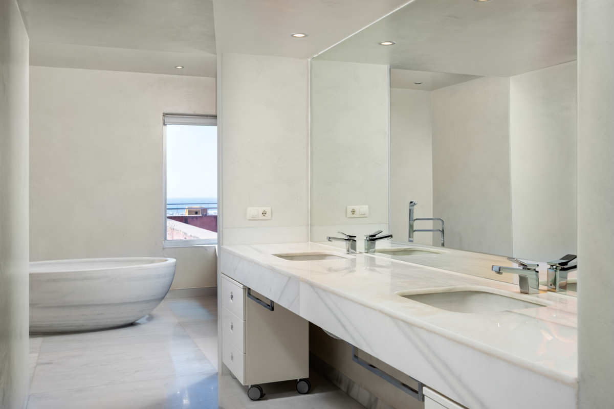 4 Bed Townhouse for sale in El Atabal Málaga Ciudad, Málaga, Spain