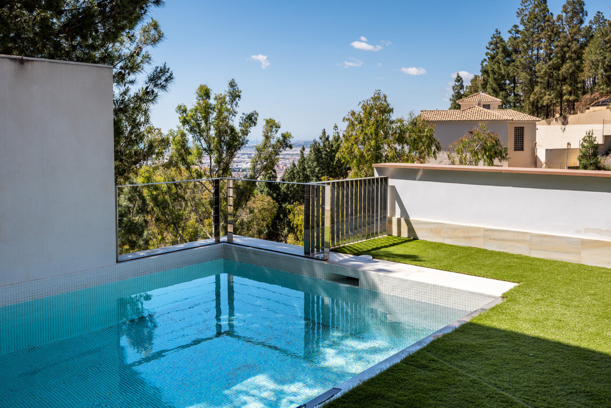 4 Bed Townhouse for sale in El Atabal Málaga Ciudad, Málaga, Spain