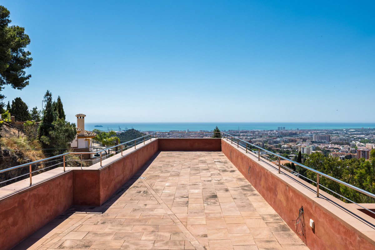 4 Bed Townhouse for sale in El Atabal Málaga Ciudad, Málaga, Spain