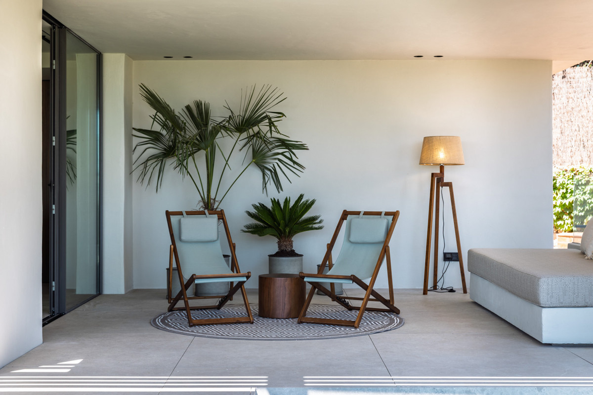 Se vende Villa - Chalet de 5 dormitorios en Costa Del Sol, Málaga, España