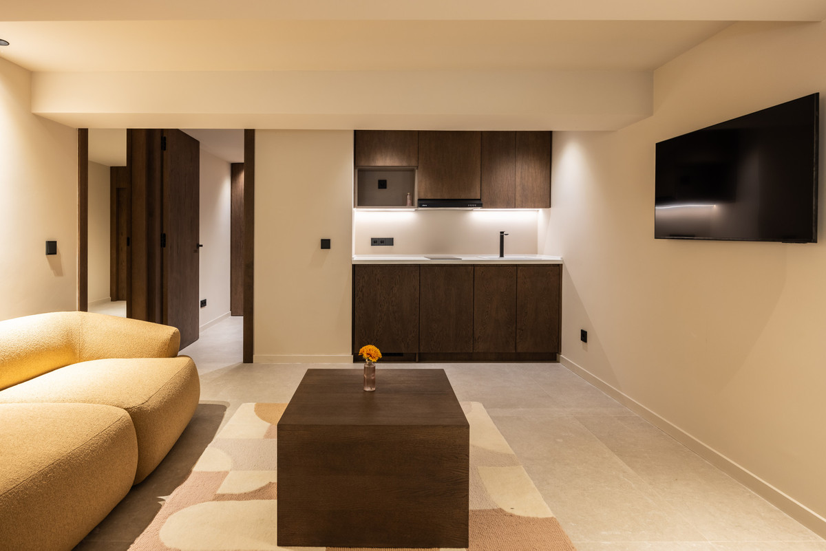 Se vende Villa - Chalet de 5 dormitorios en Costa Del Sol, Málaga, España