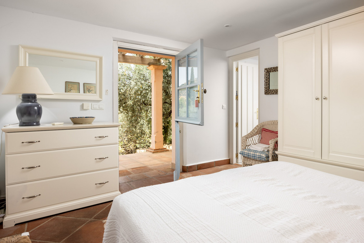 7 Bed Commercial unit for sale in Periana Costa Del Sol East, Málaga, Spain