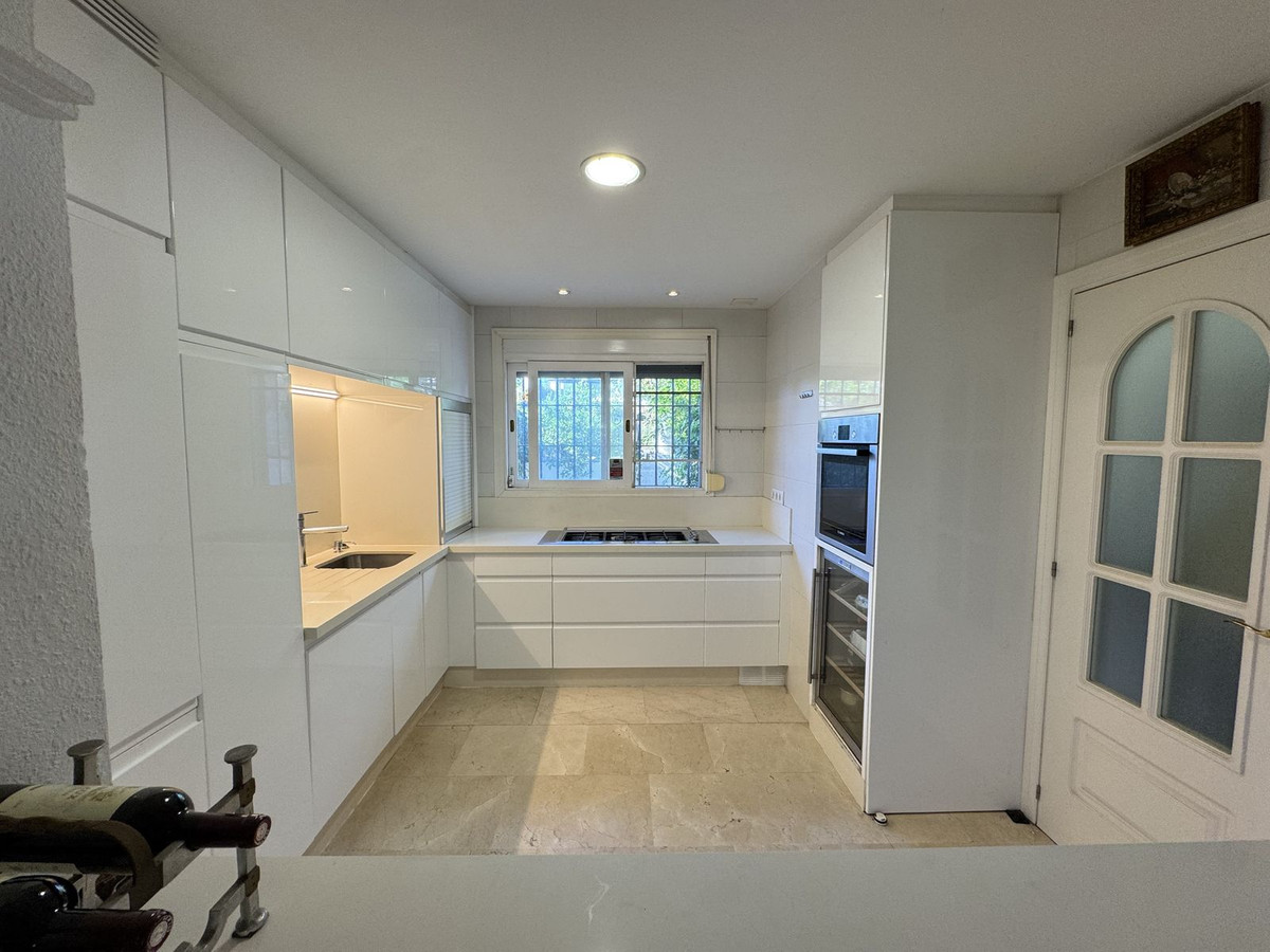 3 Bed Townhouse for sale in Estepona Costa Del Sol, Málaga, Spain