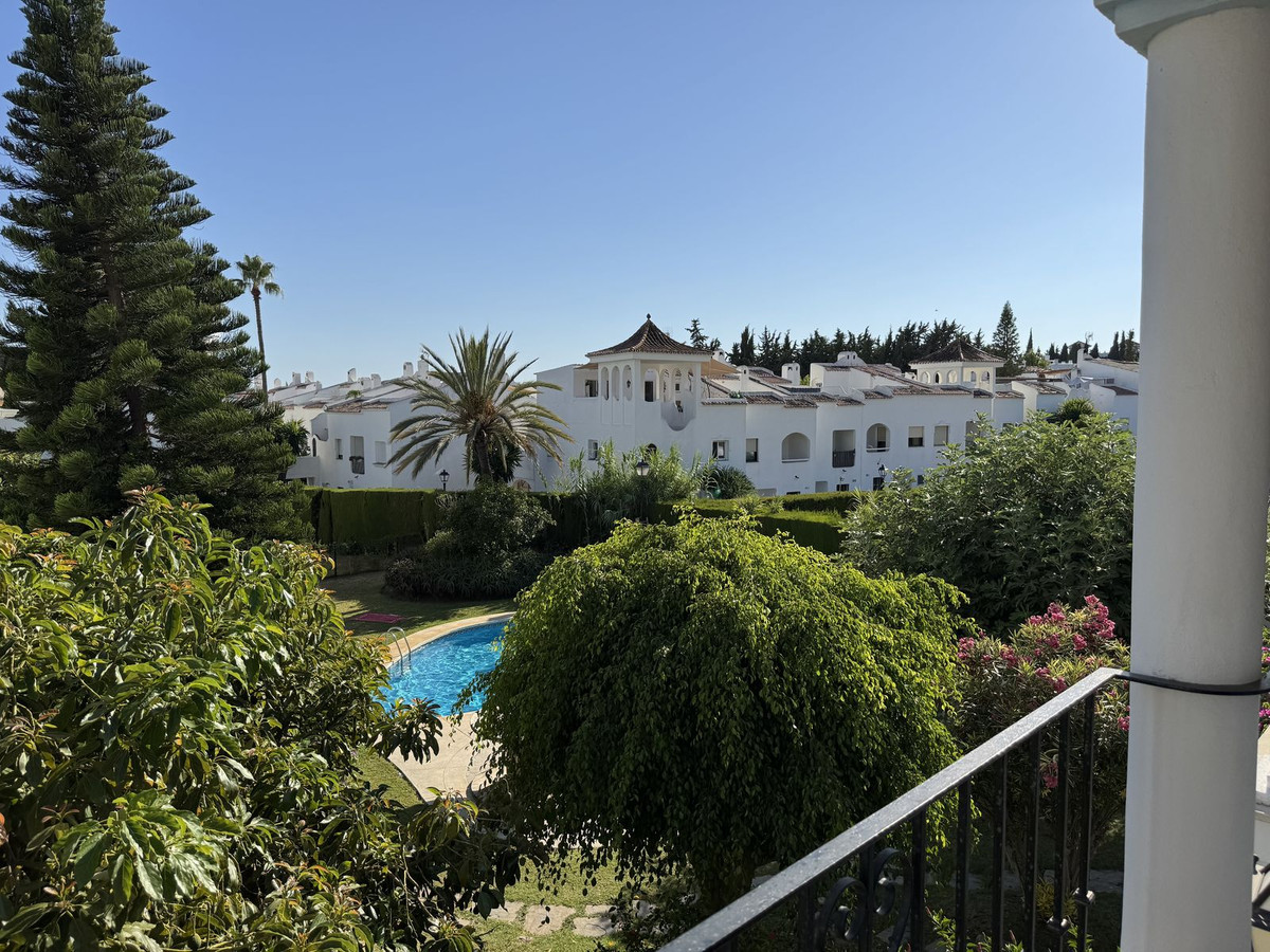 3 Bed Townhouse for sale in Estepona Costa Del Sol, Málaga, Spain