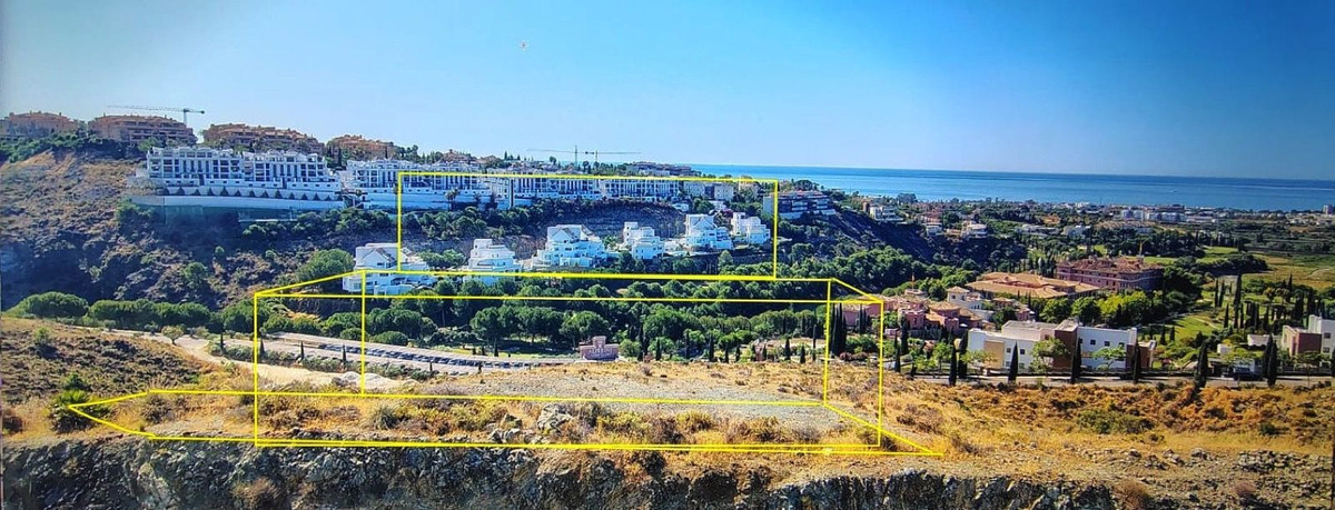Se vende Terreno Urbano  en Costa Del Sol, Málaga, España