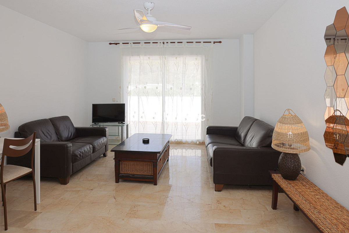 2 Bed Apartment for sale in Benahavís Costa Del Sol, Málaga, Spain