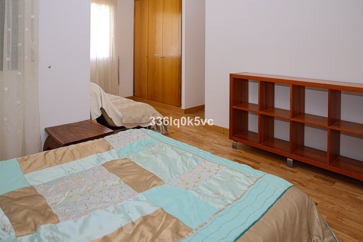 2 Bed Apartment for sale in Benahavís Costa Del Sol, Málaga, Spain