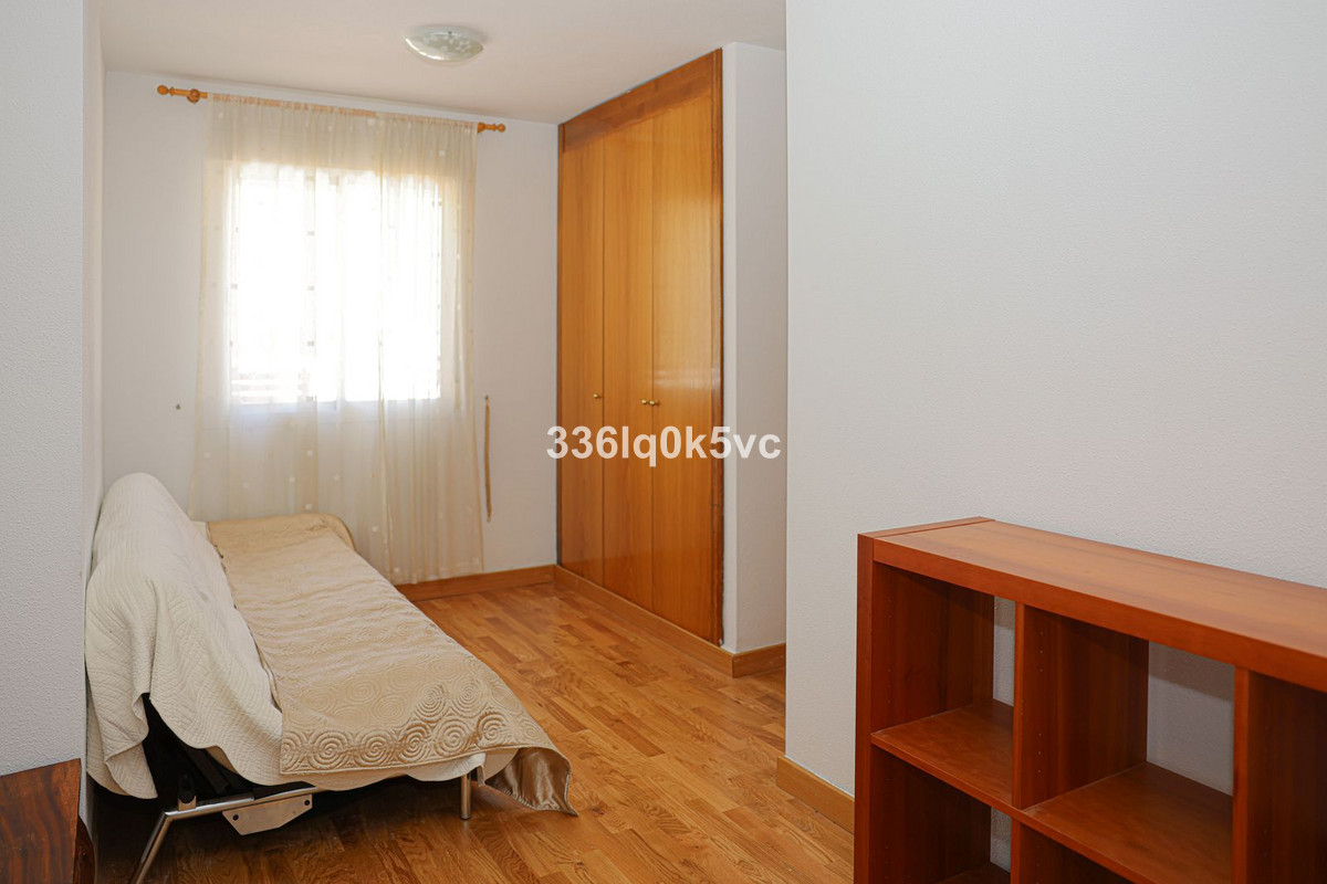 2 Bed Apartment for sale in Benahavís Costa Del Sol, Málaga, Spain
