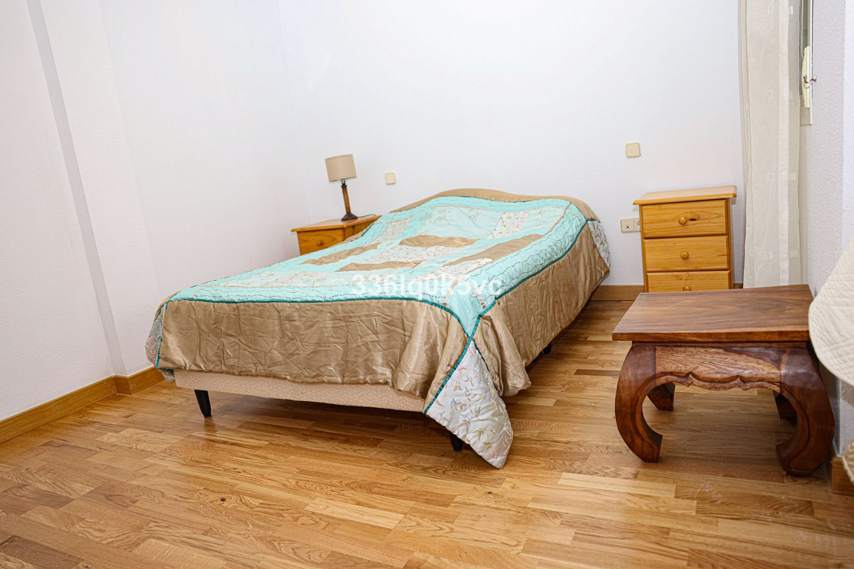2 Bed Apartment for sale in Benahavís Costa Del Sol, Málaga, Spain