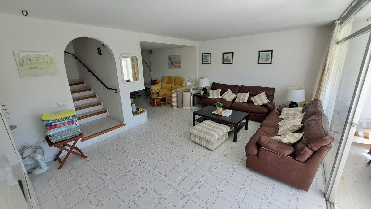 3 Bed Townhouse for sale in Miraflores Costa Del Sol, Málaga, Spain