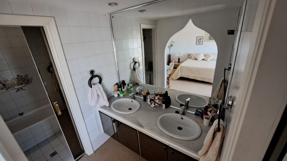 3 Bed Townhouse for sale in Miraflores Costa Del Sol, Málaga, Spain