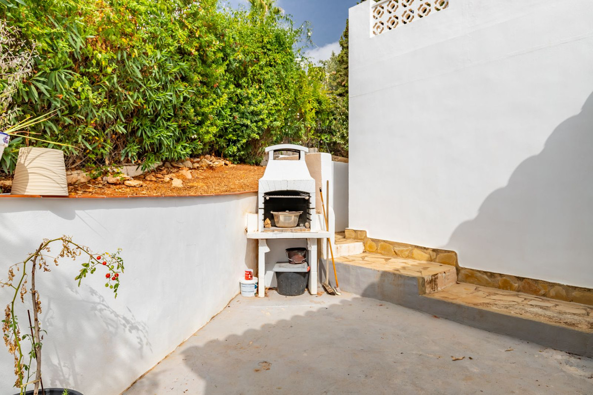 Se vende Villa - Chalet de 3 dormitorios en Costa Blanca, Alicante, España