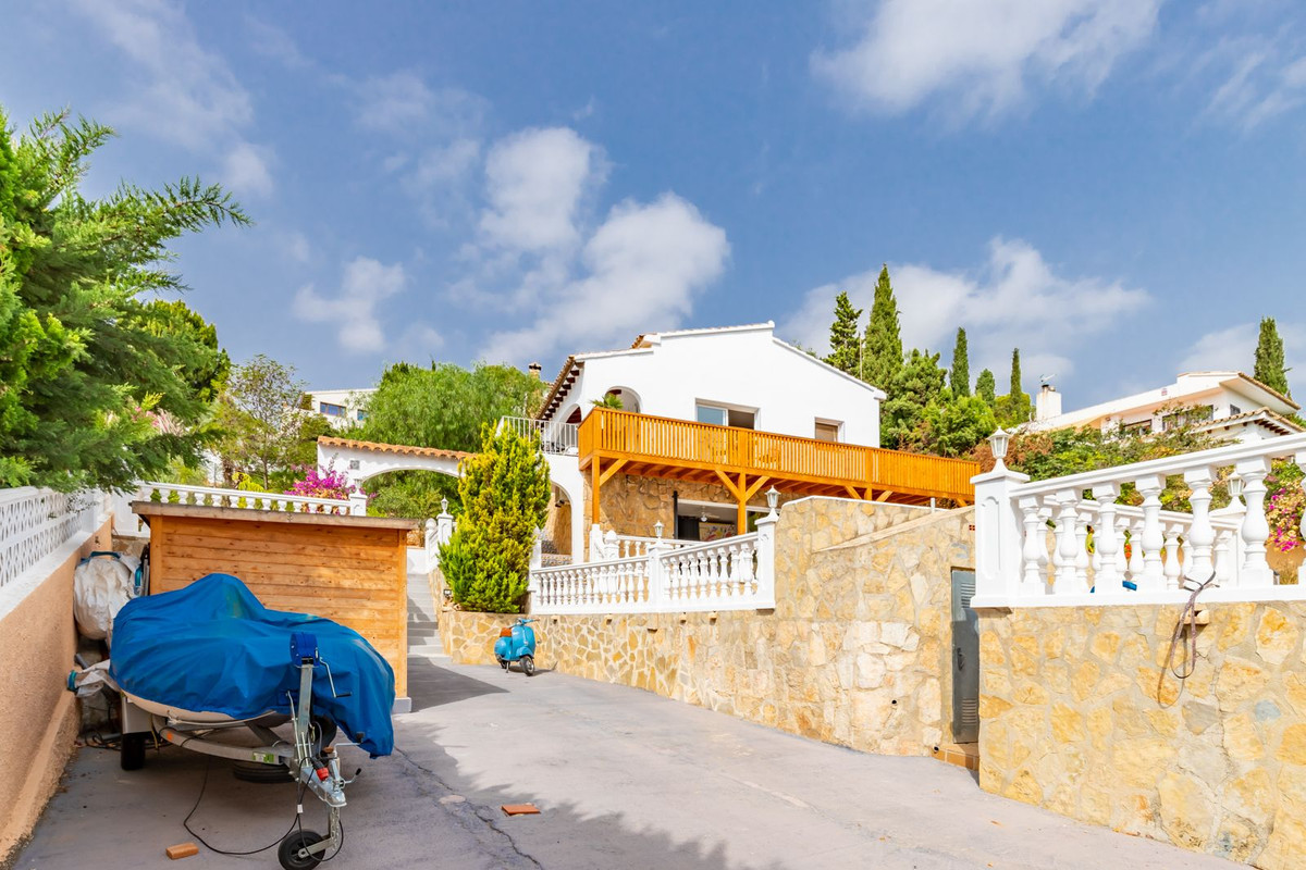 Se vende Villa - Chalet de 3 dormitorios en Costa Blanca, Alicante, España
