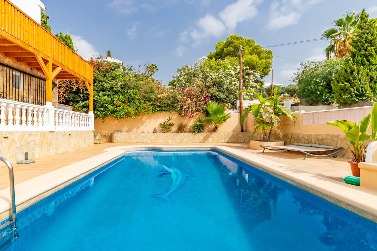 Se vende Villa - Chalet de 3 dormitorios en Costa Blanca, Alicante, España