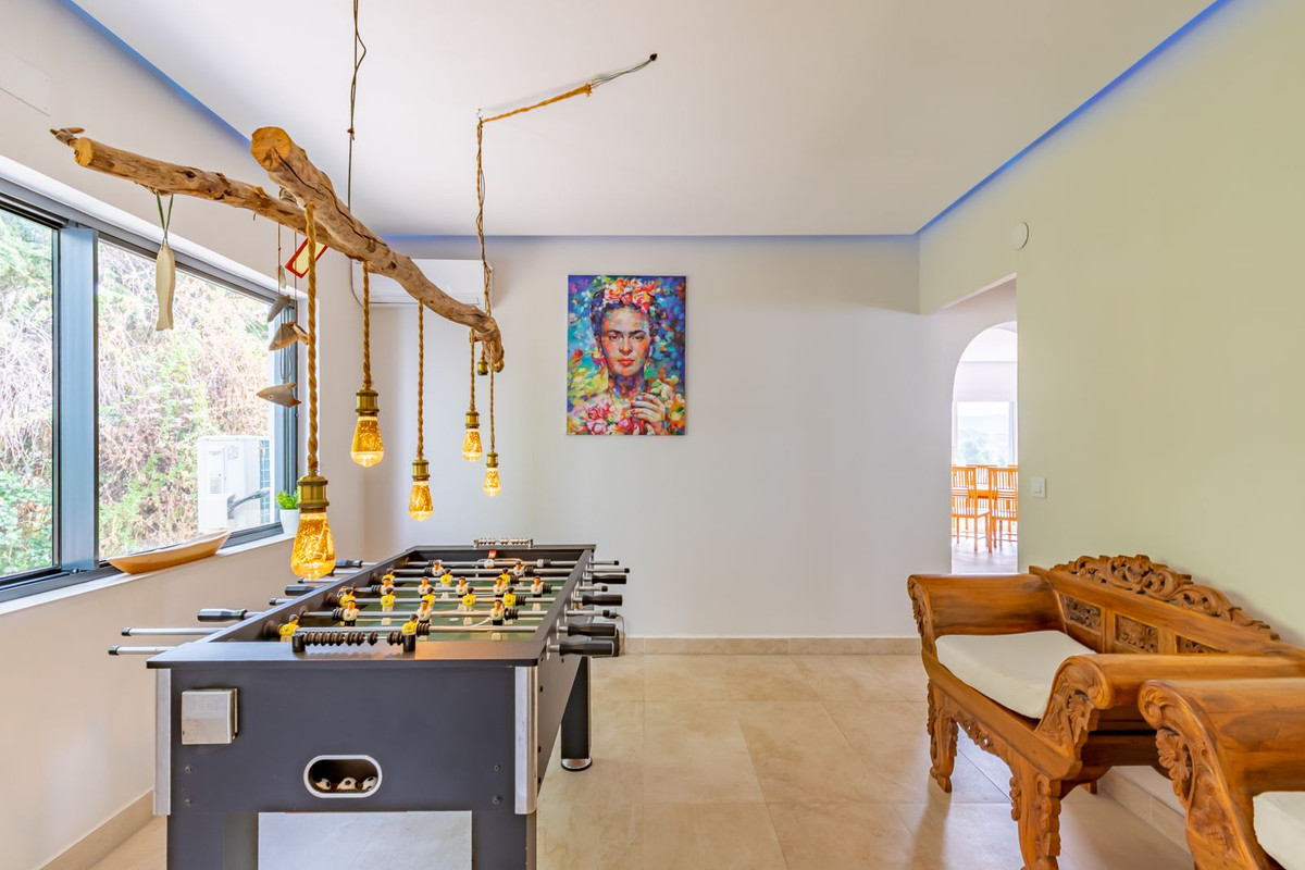 Se vende Villa - Chalet de 3 dormitorios en Costa Blanca, Alicante, España
