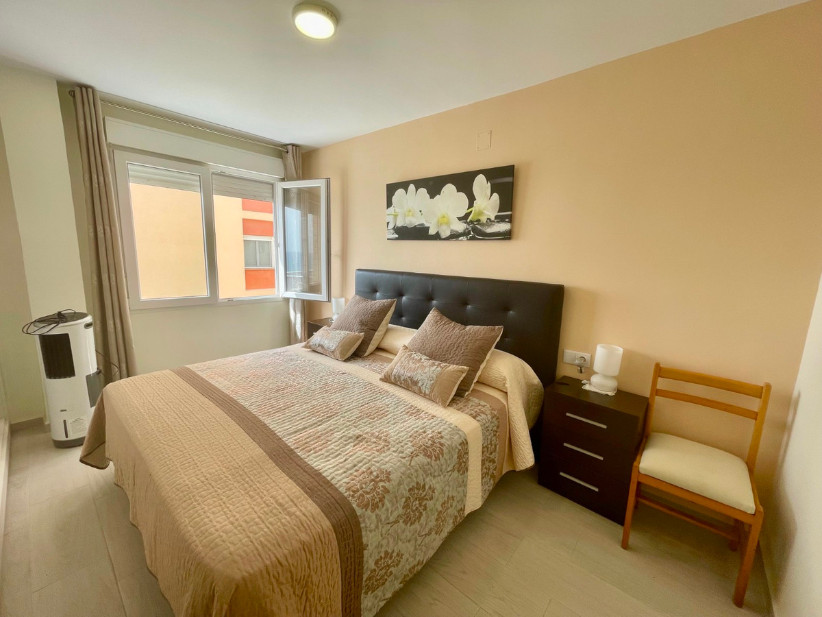 Se vende Apartamento Planta Media de 3 dormitorios en Costa Blanca, Alicante, España