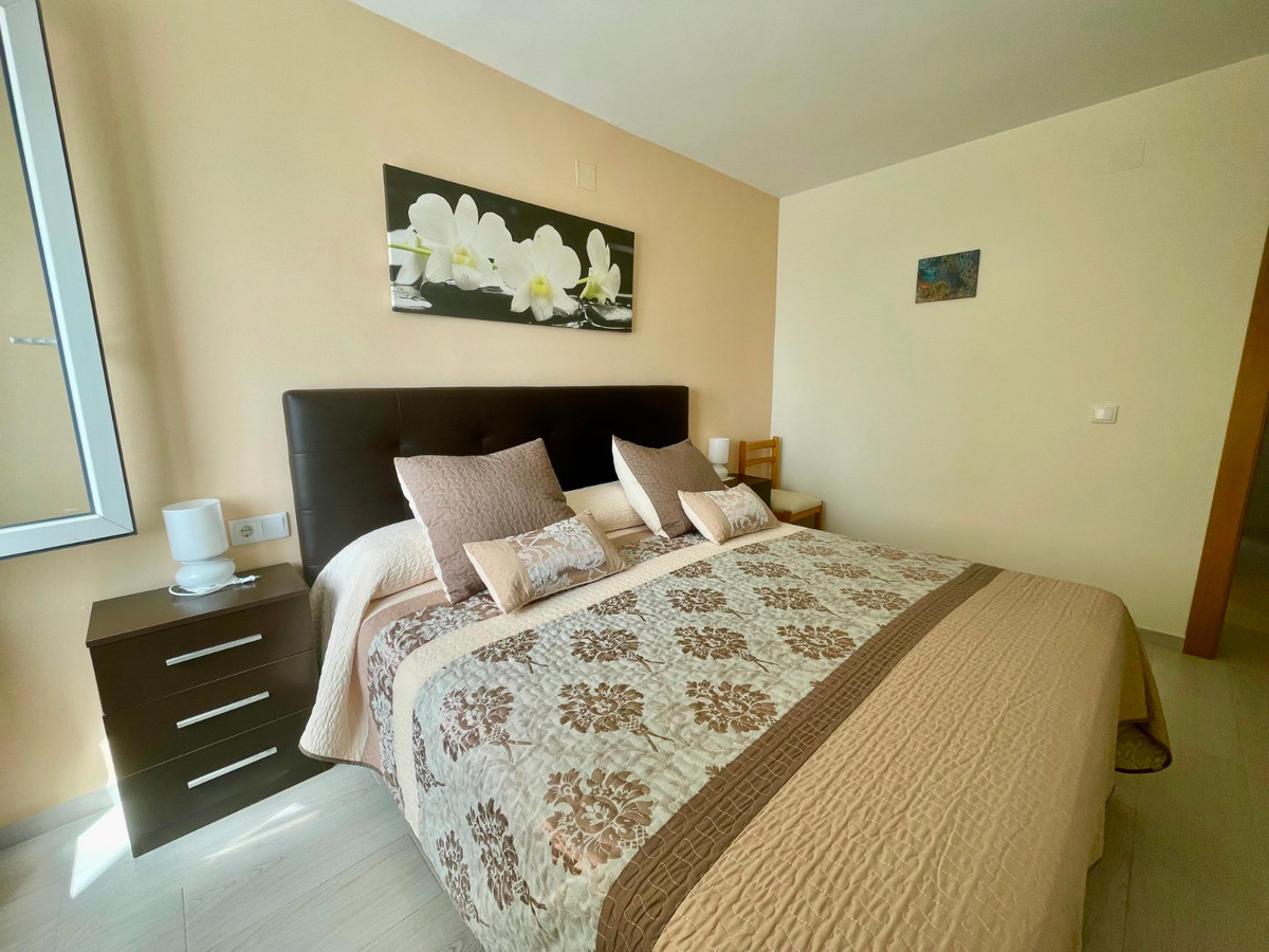 Se vende Apartamento Planta Media de 3 dormitorios en Costa Blanca, Alicante, España