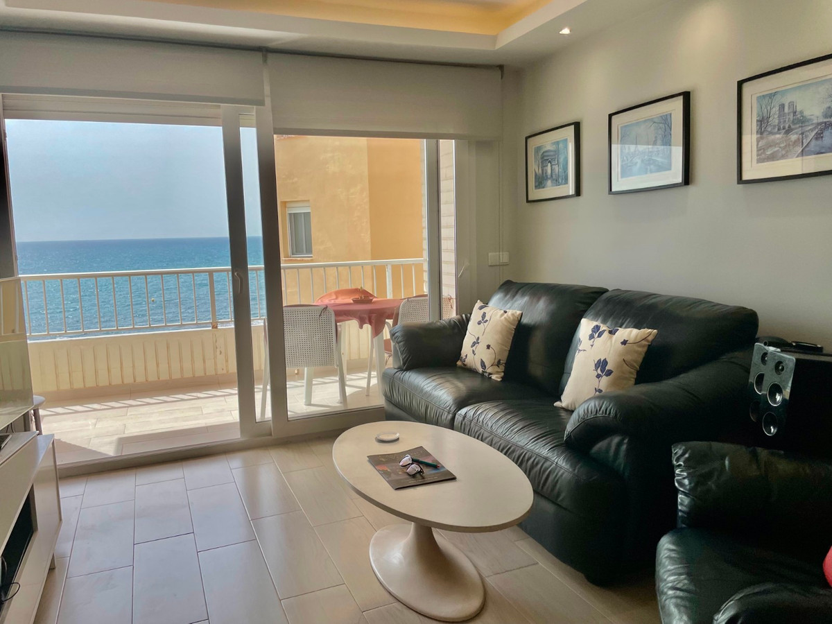 Se vende Apartamento Planta Media de 3 dormitorios en Costa Blanca, Alicante, España