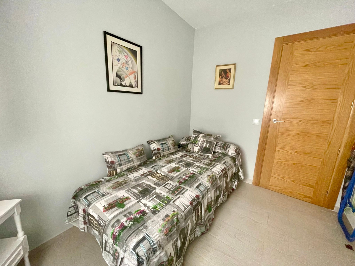 Se vende Apartamento Planta Media de 3 dormitorios en Costa Blanca, Alicante, España