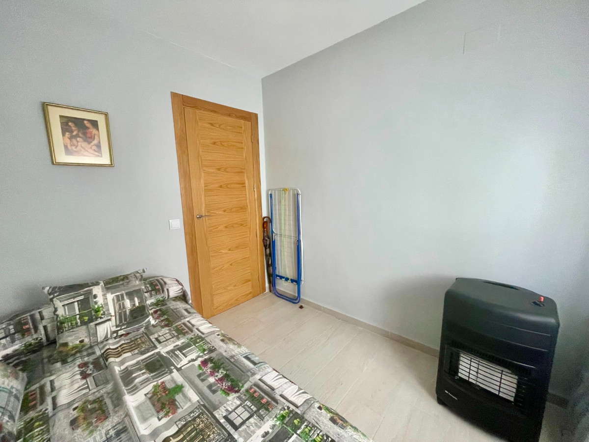 Se vende Apartamento Planta Media de 3 dormitorios en Costa Blanca, Alicante, España