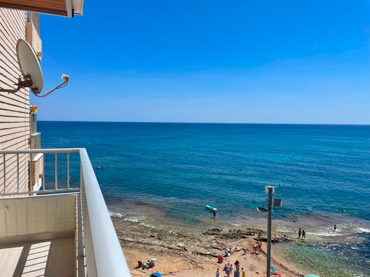 Se vende Apartamento Planta Media de 3 dormitorios en Costa Blanca, Alicante, España