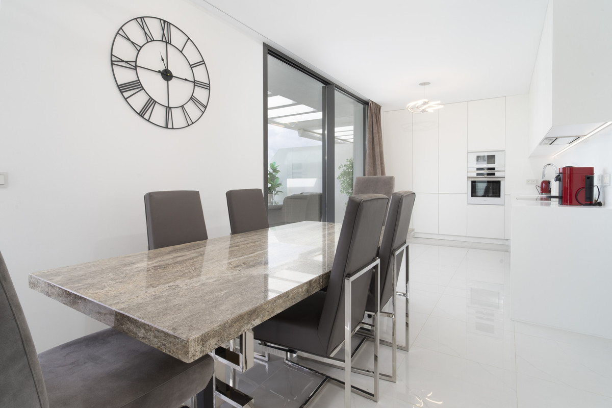 Se vende Ático de 3 dormitorios en Costa Del Sol, Málaga, España