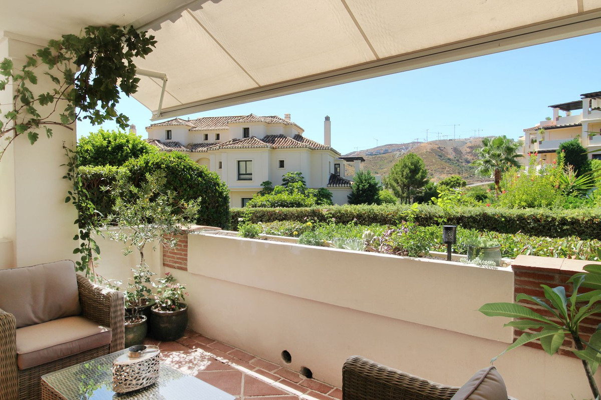 3 Bed Apartment for sale in Benahavís Costa Del Sol, Málaga, Spain
